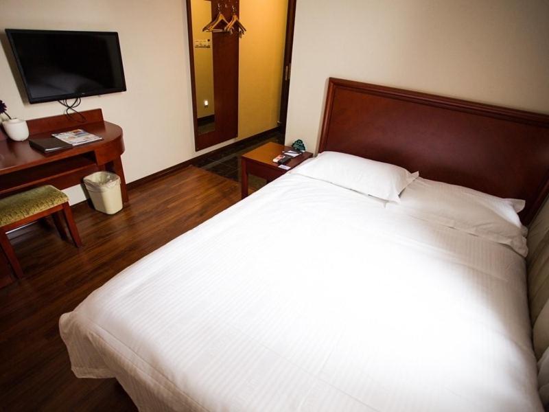 Greentree Inn Anhui Wuhu Zhongshan Road Pedestrian Street Express Hotel Dış mekan fotoğraf