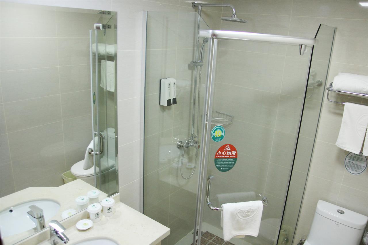 Greentree Inn Anhui Wuhu Zhongshan Road Pedestrian Street Express Hotel Dış mekan fotoğraf