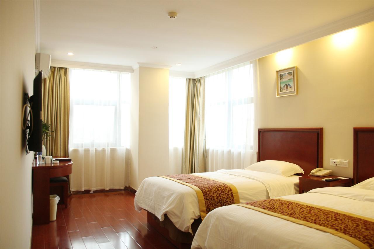 Greentree Inn Anhui Wuhu Zhongshan Road Pedestrian Street Express Hotel Dış mekan fotoğraf